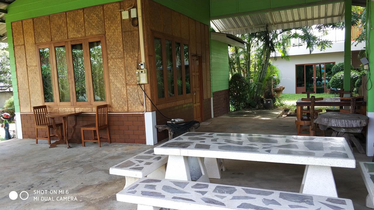 Baan Pak Phutawan Resort Ban Ban Takat Ngao Exterior foto