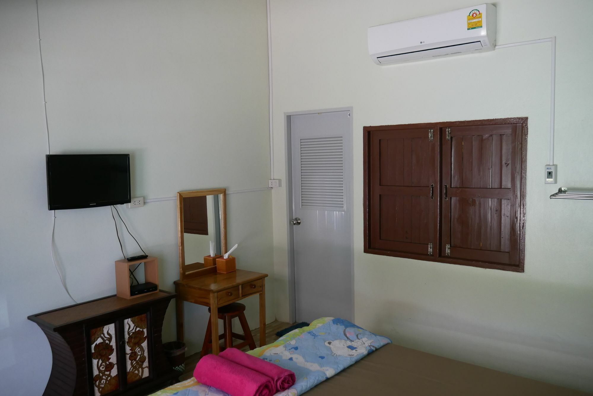 Baan Pak Phutawan Resort Ban Ban Takat Ngao Exterior foto